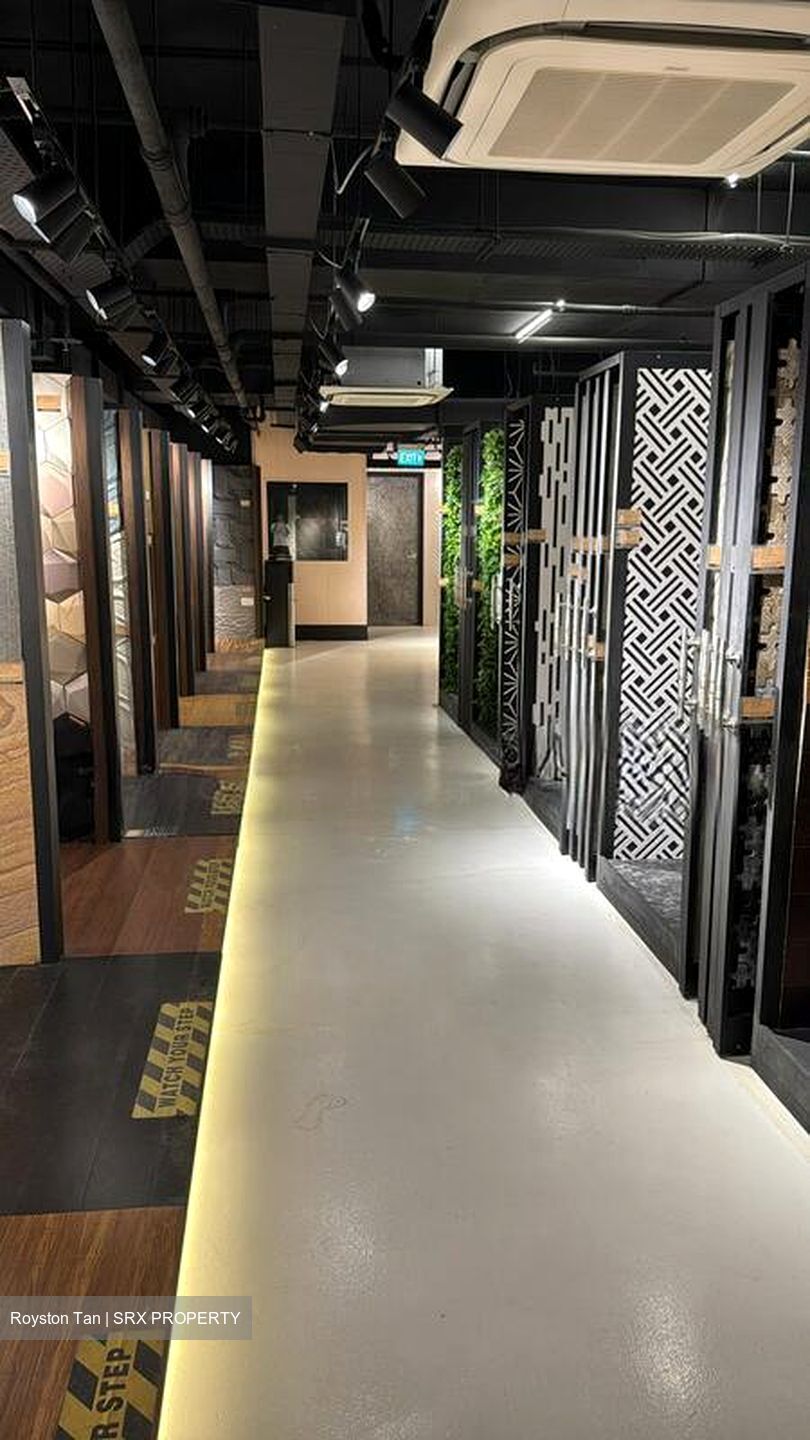 Kb Industrial Building (D14), Factory #495934181